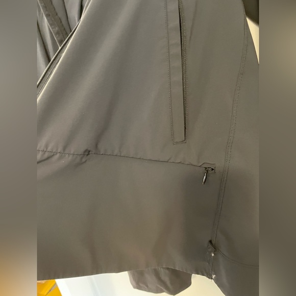 Lululemon jacket - Picture 3 of 3